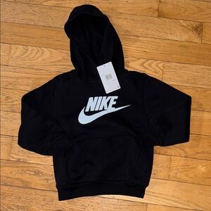 NWT Nike Kids Black Hoodie size 5